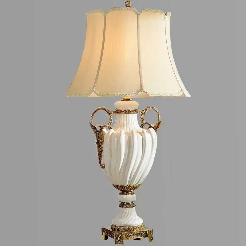 High Quality Oriental Hotel Lightings Antique Retro High End Popular Desk Light Table Lamps for Living Room Wholesale Ceramic