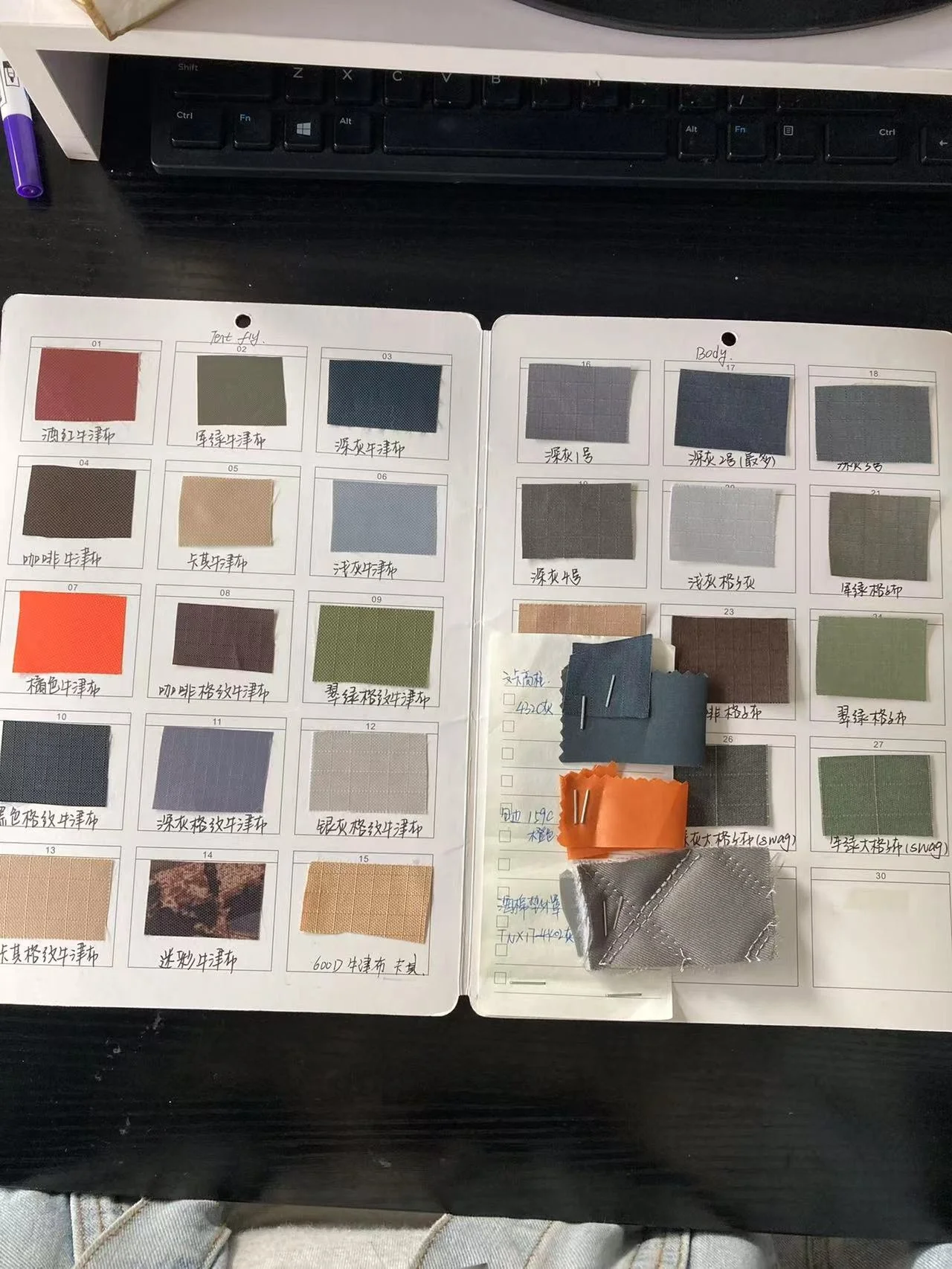 4x4 offroad 1.6M 2.1M roof top tent hard shell aluminum