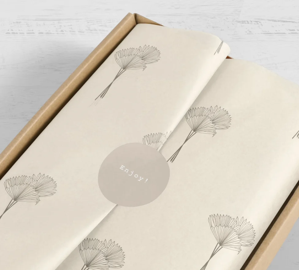 Luxury Heart Shaped Gift Wrap Paper Bouquet Garment Custom Wrapping Paper