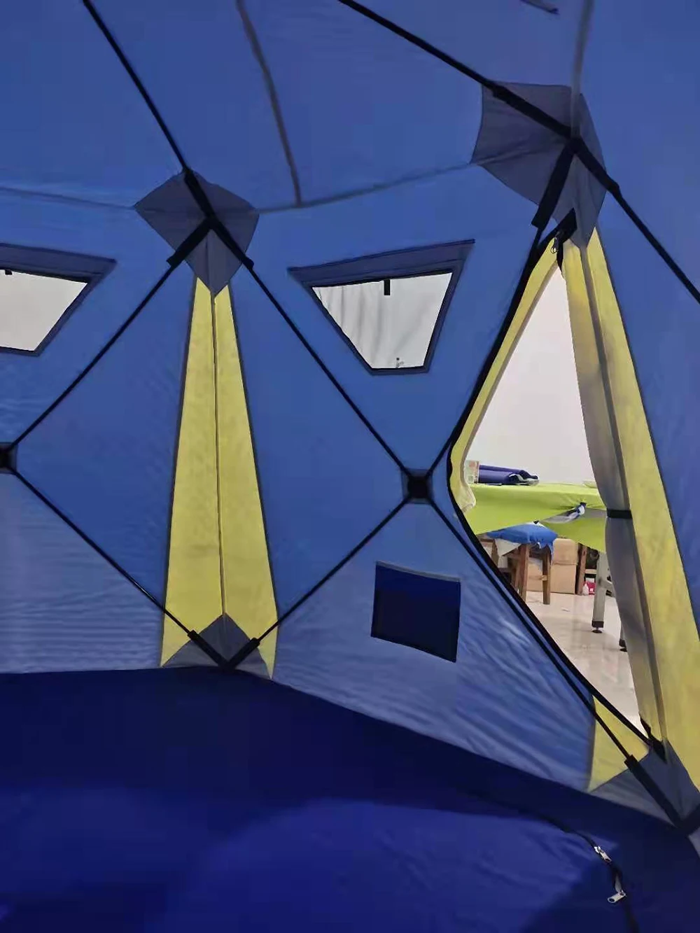 Палатка для зимней подледной рыбалки на 3 человек, изолированная Водонепроницаемая Переносная навес для подледной рыбалки, полиэфир 420D с теплым хлопком 150 г