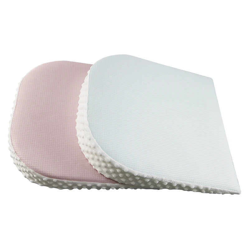 Both sides can be used for baby anti-vomiting nursing pillow baby lying feeding device exhaust pillow head training ramp pillow
