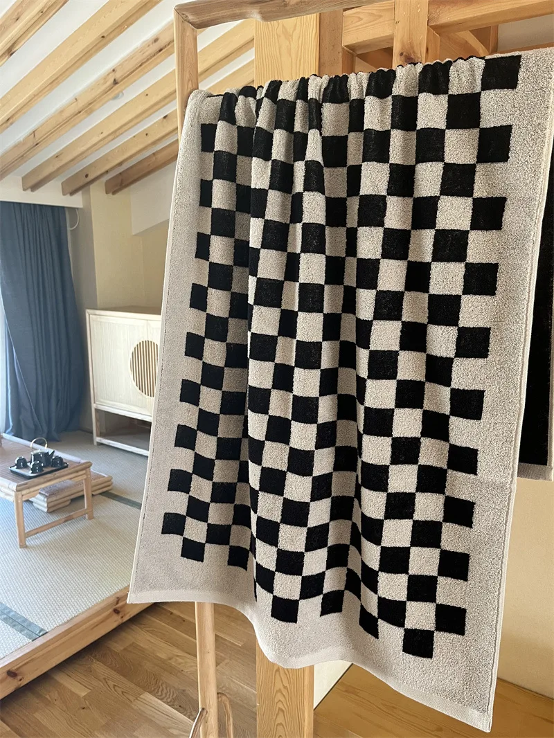 checkered towel - design 2