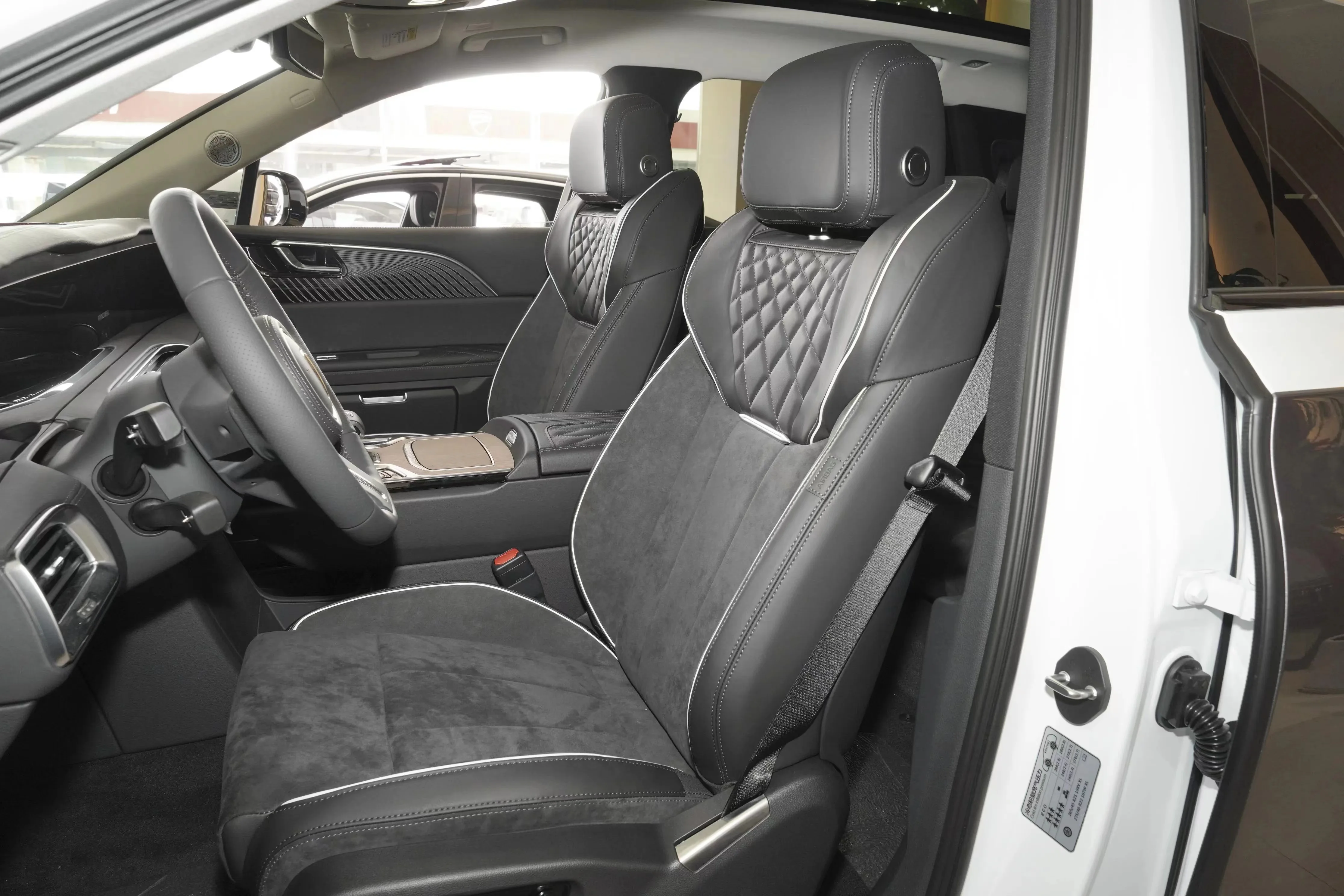 Honqi Honqgi Model 660 Exclusive 2023 China Hongqi Ehs9 Suv E-hs9 Electric Car deposit