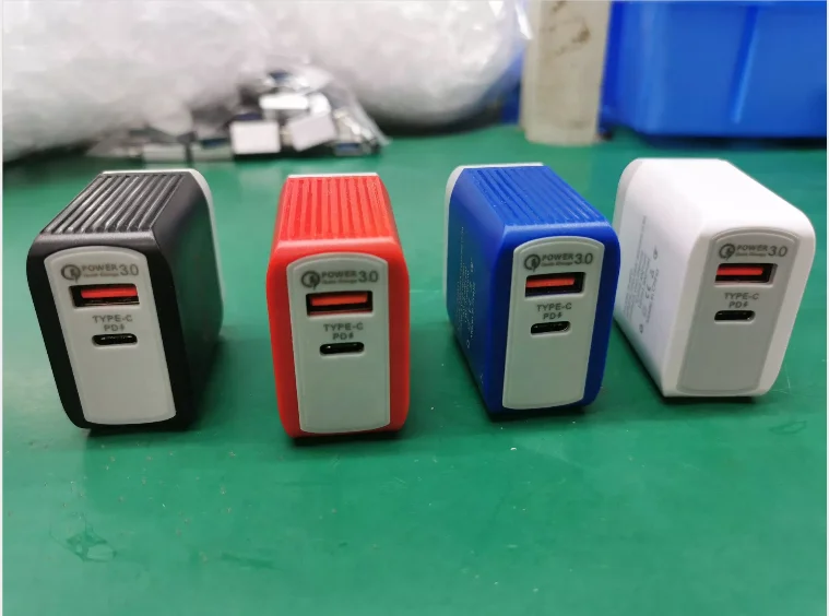 PD Wall Charger Dual Port USB Type C and USB A ports Travel AC Adapter 18W Mobile Phone Fast Wall Charger  USB-C Power Adapter