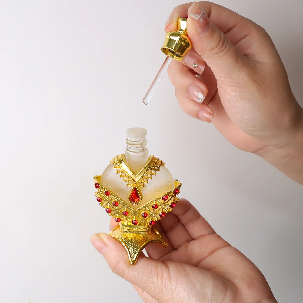 Customized Luxury Gold Perfume Oil Concentrated Wholesale Dubai Long Lasting Arabian Perfume Oil for Women