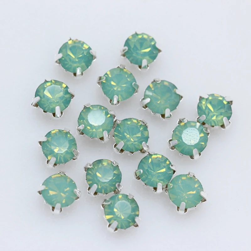Wholesales Gem opal color Rhinestone Flat Back Metal Claw round Rhinestones crystal underwear accessories