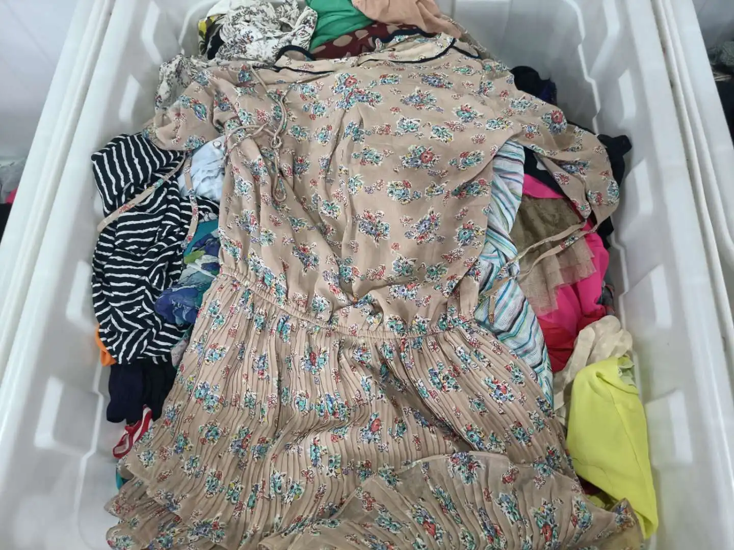 Wankai Apparel Manufacture Second Hand Clothing Mixed Bales, A Grade Used Clothes Women Abayah 10 Kg