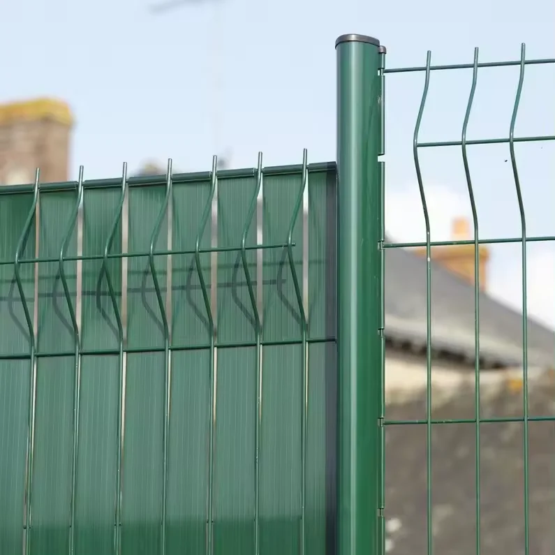 Single Wall Bottom Locking Privacy Slat for welded fence