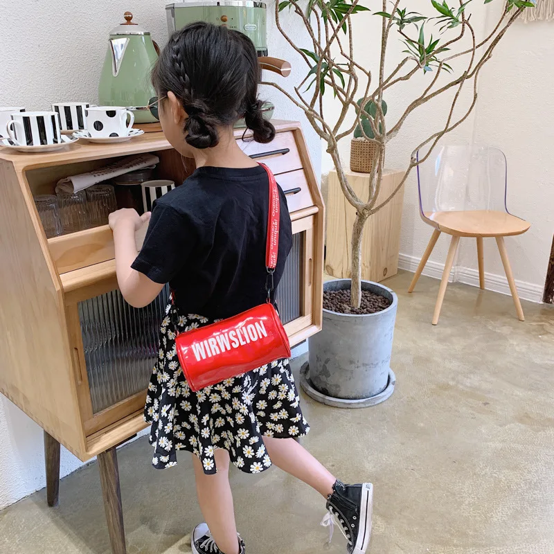 2021 Wholesale designer cylinder diagonal handbags and coin little girl purses kids