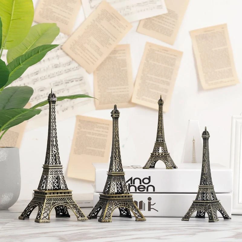 Hot-selling retro Eiffel Tower model  home decor accessories Metal Crafts French travel souvenirs
