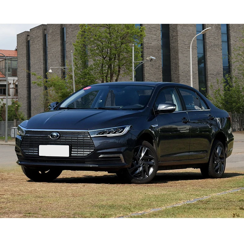 BYD Qin PLUS 2024 HONOR PLUG IN HYBRID & EV Новый энергетический автомобиль дешевый китайский QIN