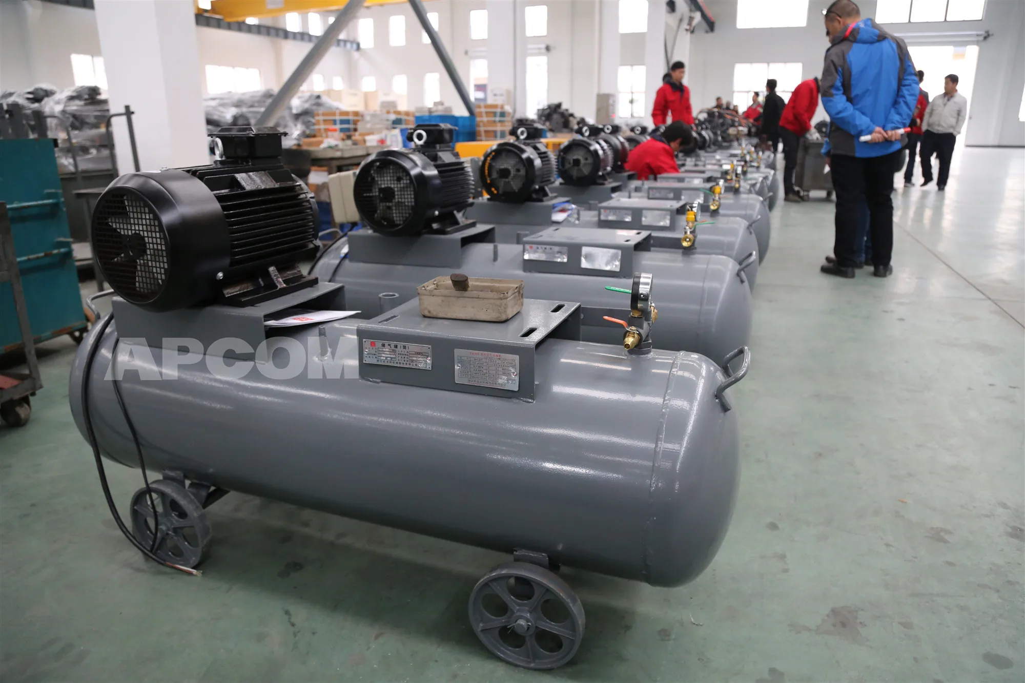 11 кВт 300 500 л поршневой воздушный компрессор 300 500 л воздушный компрессор поршневой вертикальный л 15 кВт