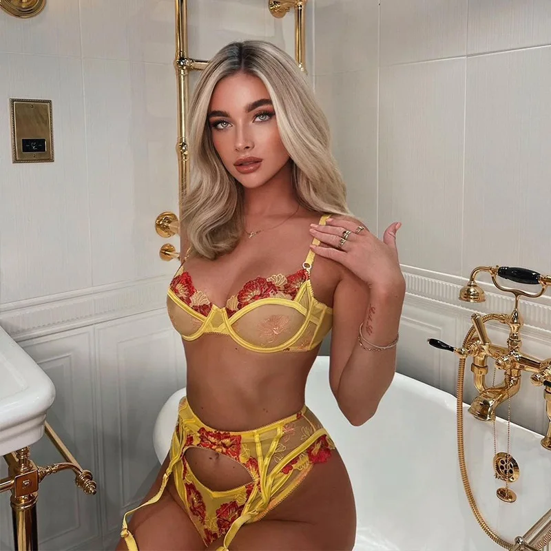 2022 Latest Classic Design Lace Mesh Valentines Night Wear Sexy Four-piece Push Up Bra Women Lingerie Sets Exotic