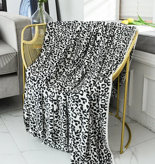 Hot Sale stock double-sided printed leopard leopard dot printed coral flannel fleece fabric for bathrobe pajamas