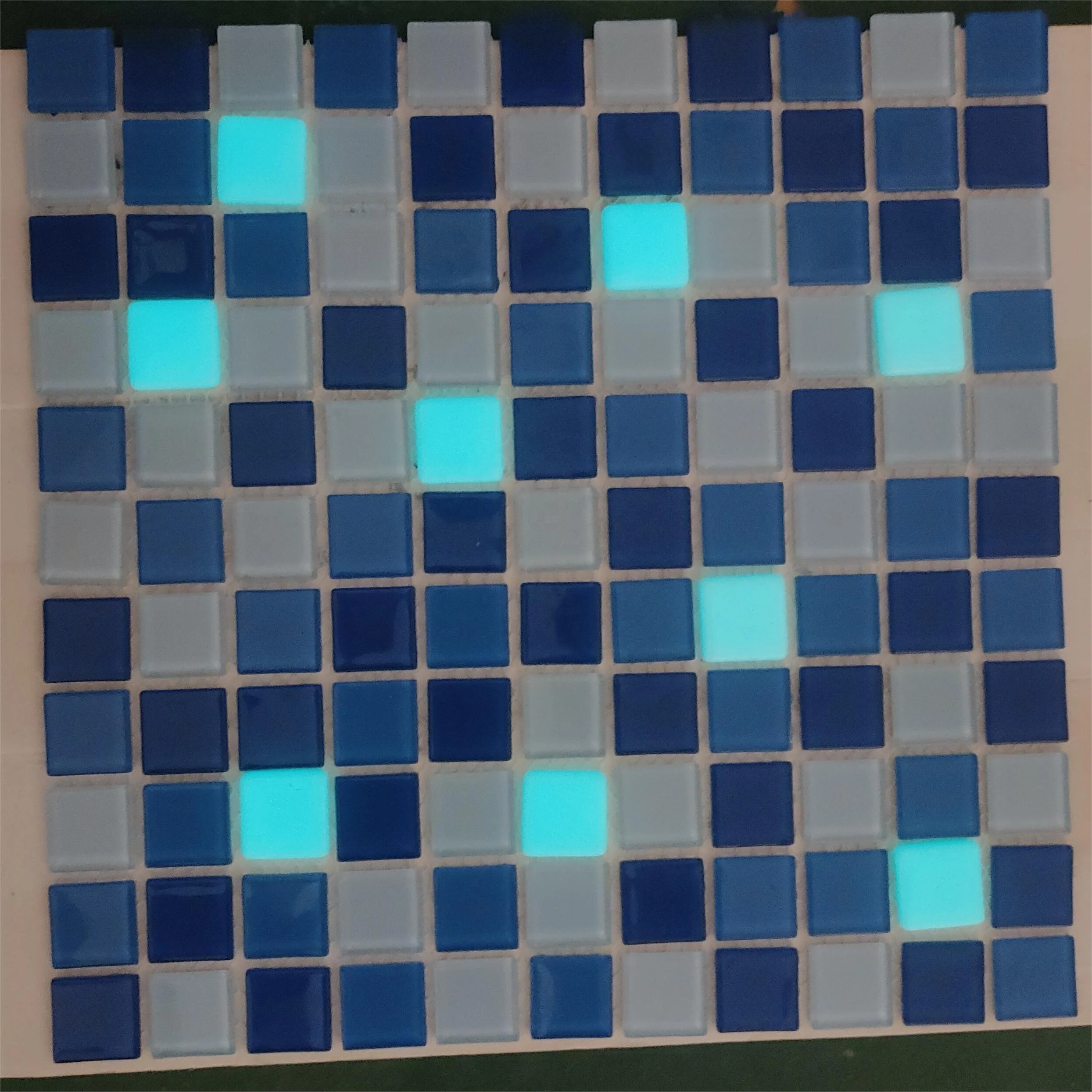 Square shape porcelain ceramic mosaic tile glass mosaic glow glass mosaic for swimming pool