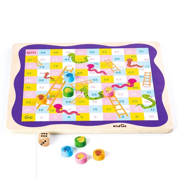 Wholesale international chess game wooden intelligent game toys wooden chess board sets