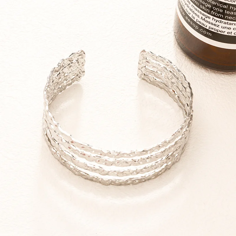 Quj  New Waterproof Multy Layers Wide Band Stainless Steel Cuff Bracelet Gold Real Gold Plated Titanium Bracelet for Women