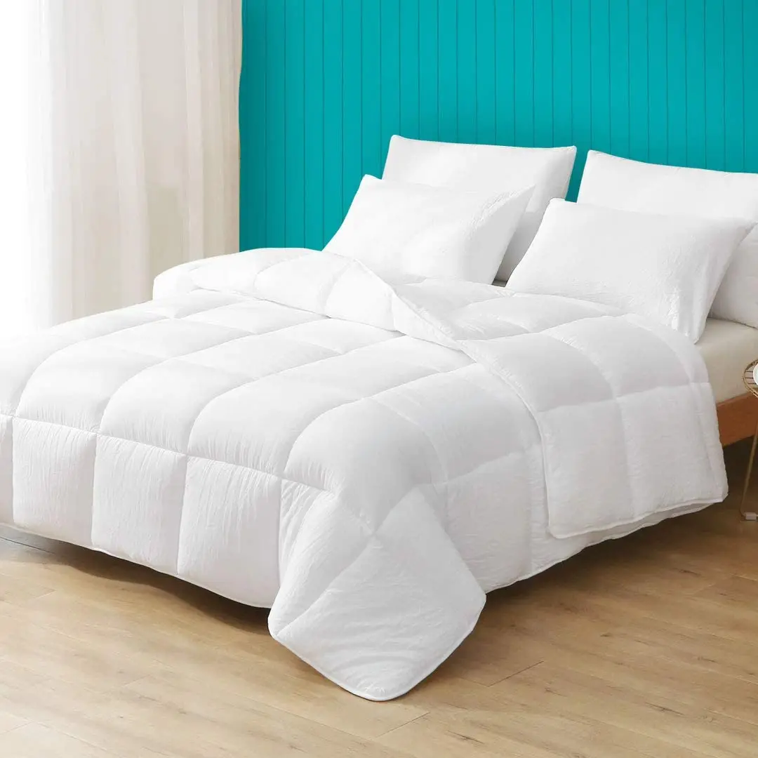 300 GSM Polyester Filling Cotton Microfiber Quilt Home Bedspread