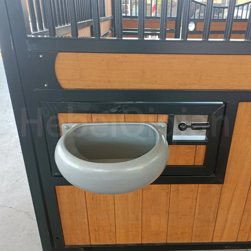 Hot sale 3.6m*2.2m heavy duty cheap bamboo panel steel horse stable stall portable horse stalls with rolling feeder
