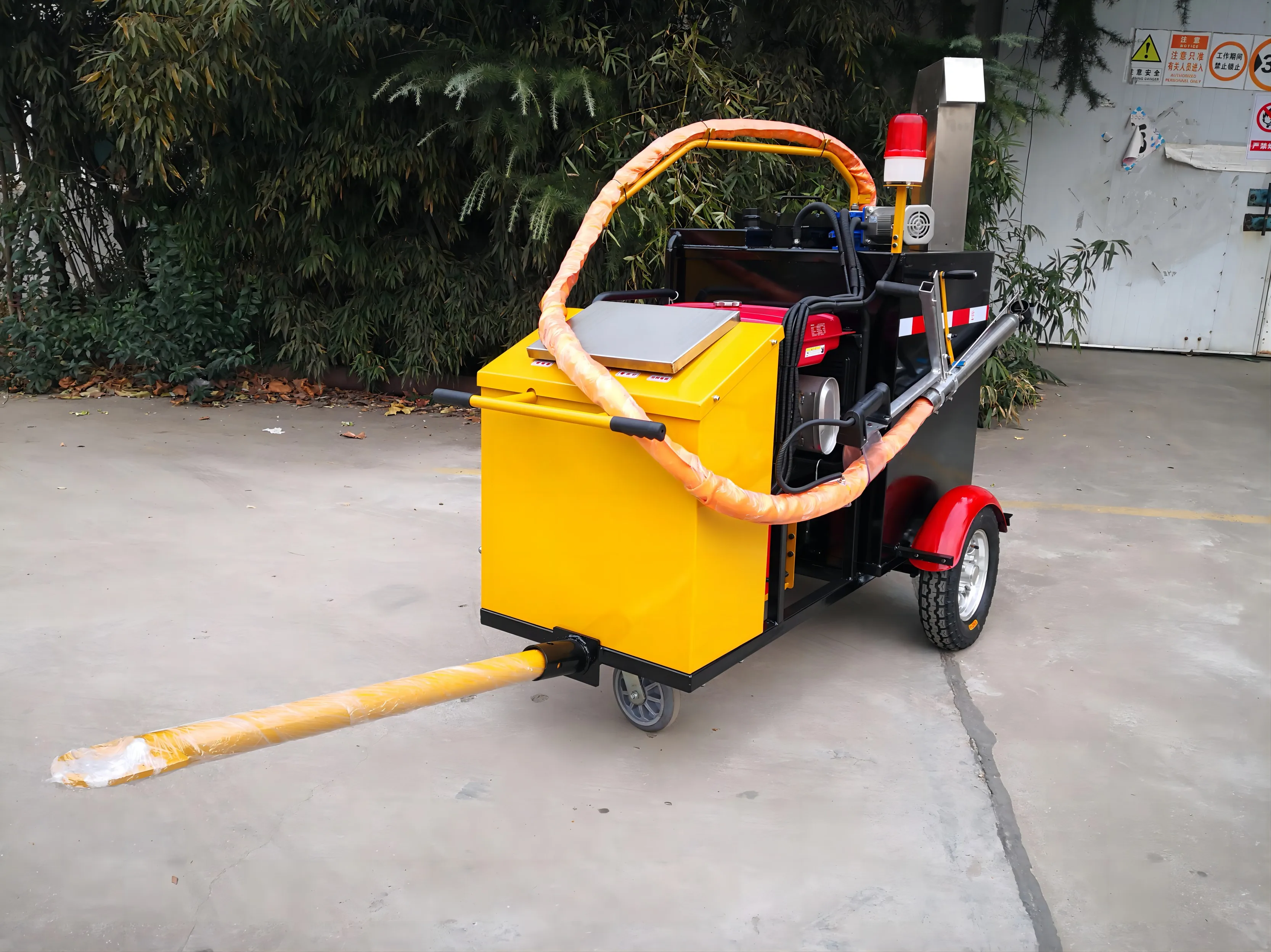 High Quality Asphalt Crack Sealing Machine 100L Hand Pushed Small Filling Machine