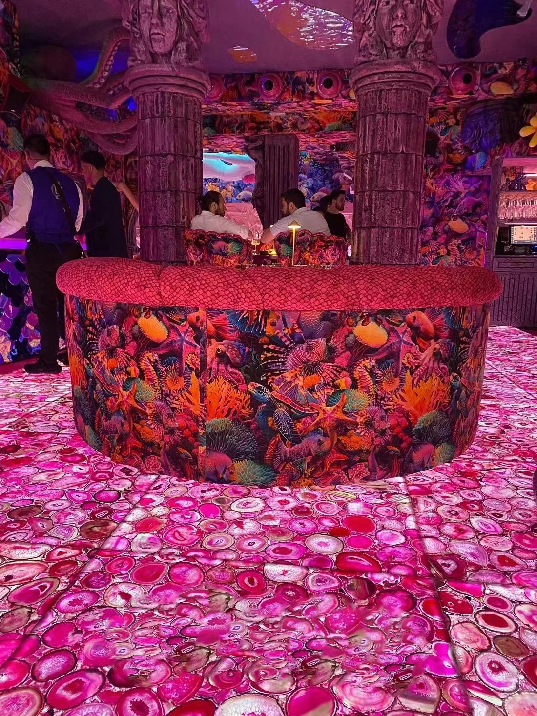 YDSTONE Luxurious Translucent Agate Stone Flooring Natural Banded Backlit Agate Tiles for Interior Floor