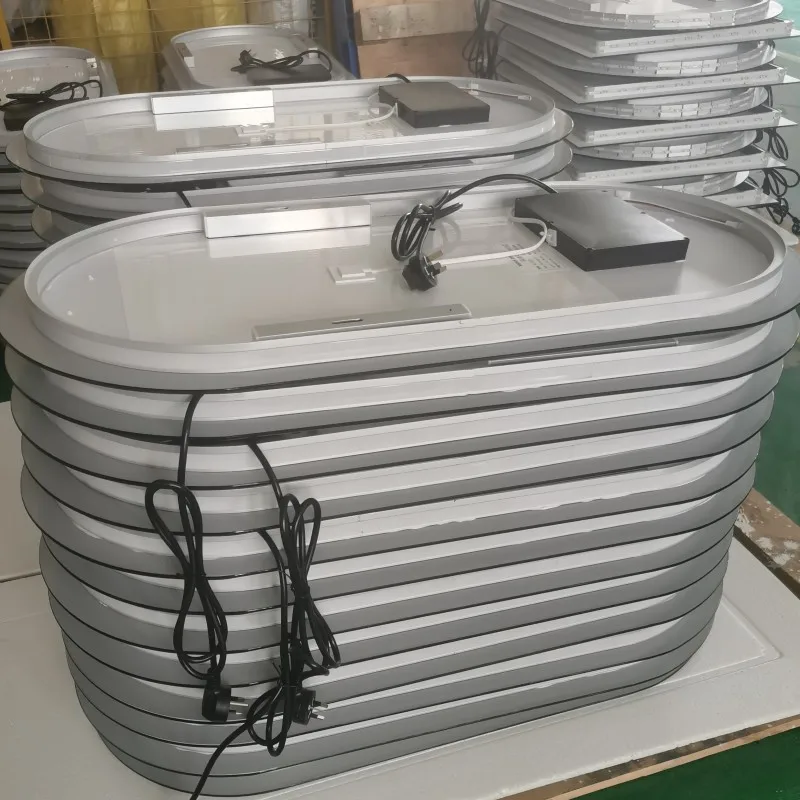 custom Oval Dimmable Anti-Fog Mirror with Lights IP44 Waterproof Shatterproof Bathroom Mirror With Clock Time