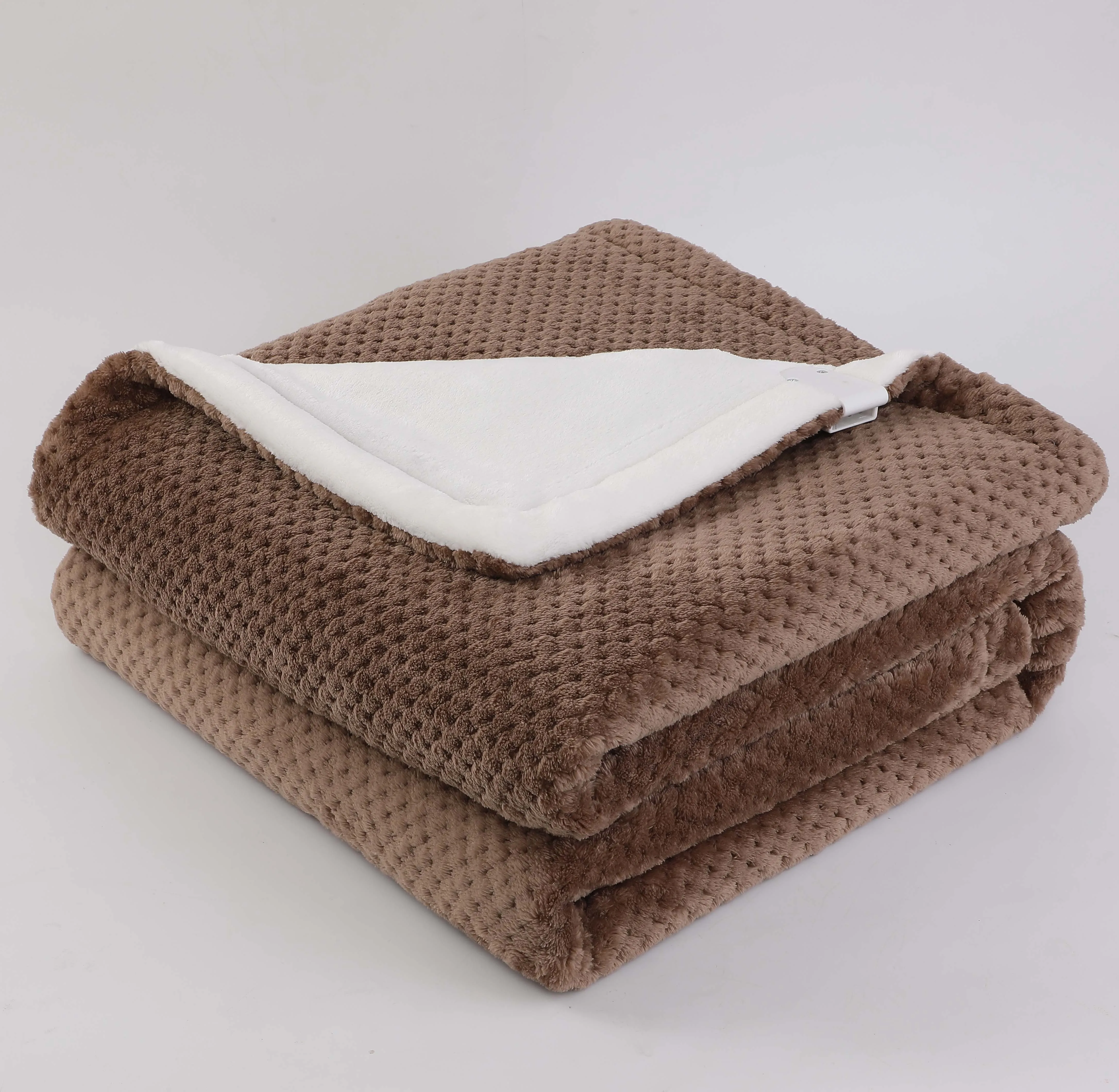 Safe Electric Flannel Blanket with Red Plaid Pattern, Heated Blanket