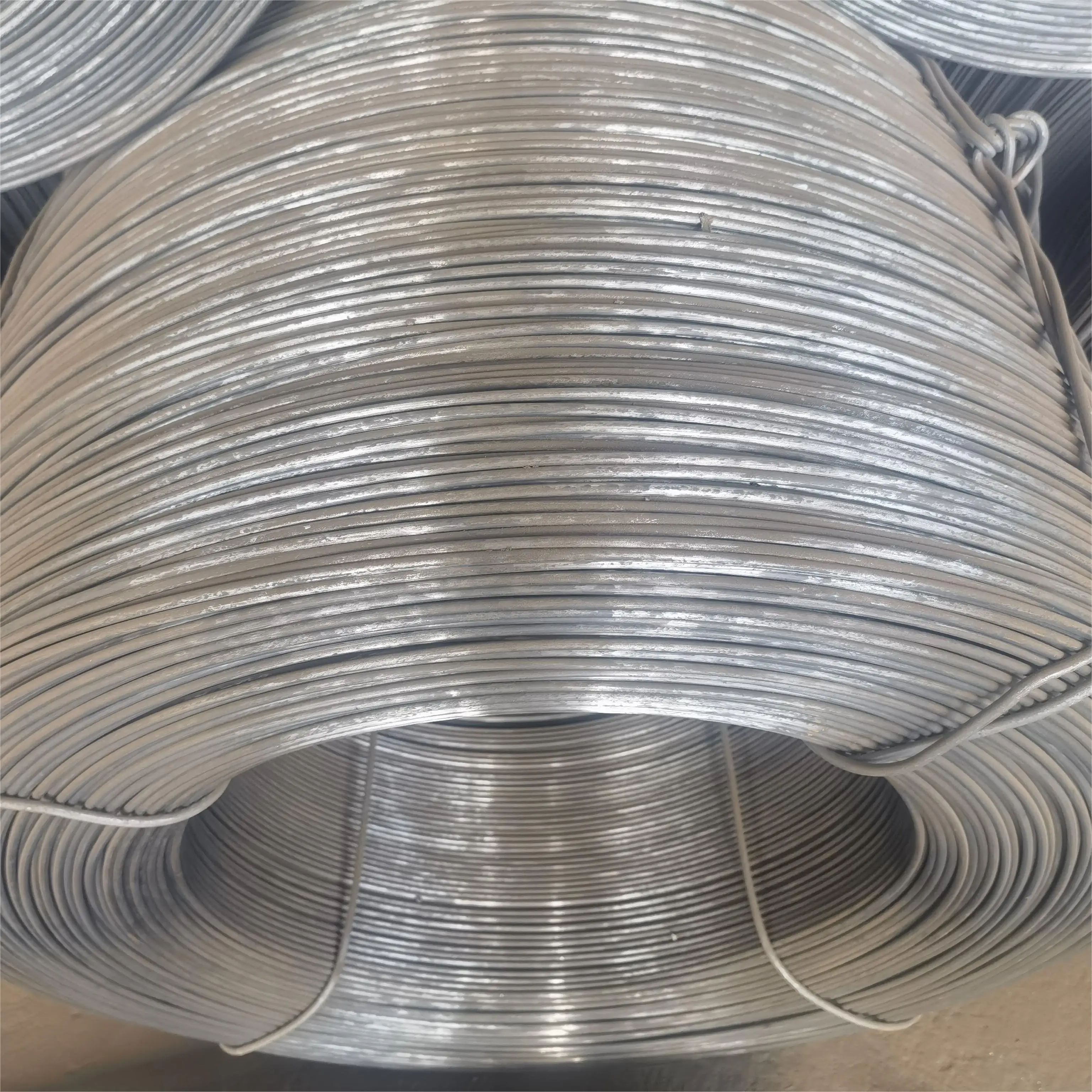 High Tensile Strength ASTM sae 1008 5.5mm 6.5mm hot rolled Q195 SAE1008 high carbon steel Spring wire