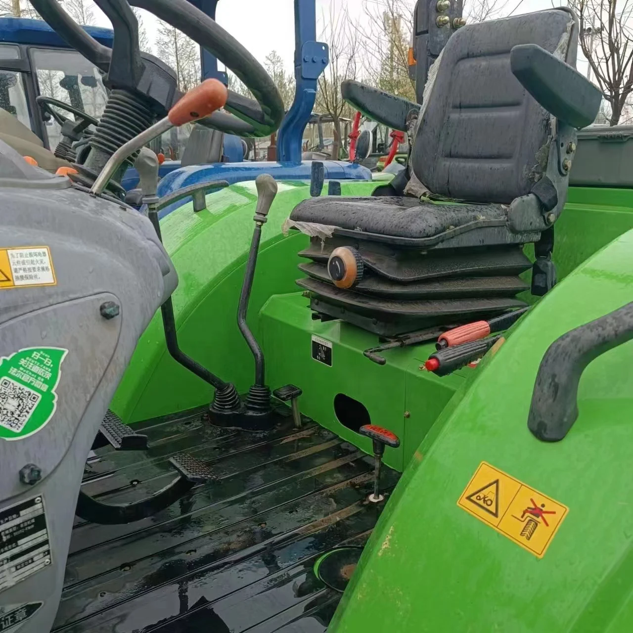 Б/у сельскохозяйственная техника и оборудование massey ferguson yto Doitz lovol iseki df kubota 4x4 ТРАКТОРЫ 4wd для сельского
