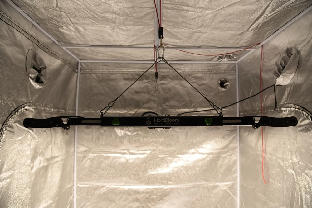 2023 New Mega EVO 720W Folding Commercial Full Spectrum LED Grow Lights Greenhouse