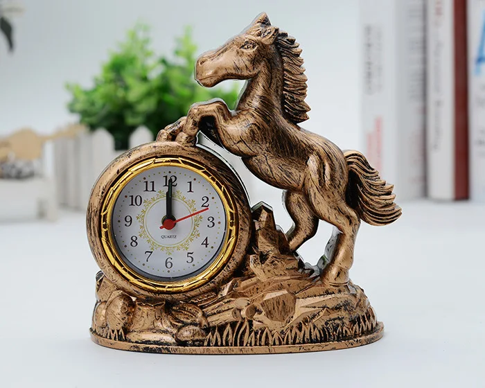 quartz analog alarm clock desk clock with one horse