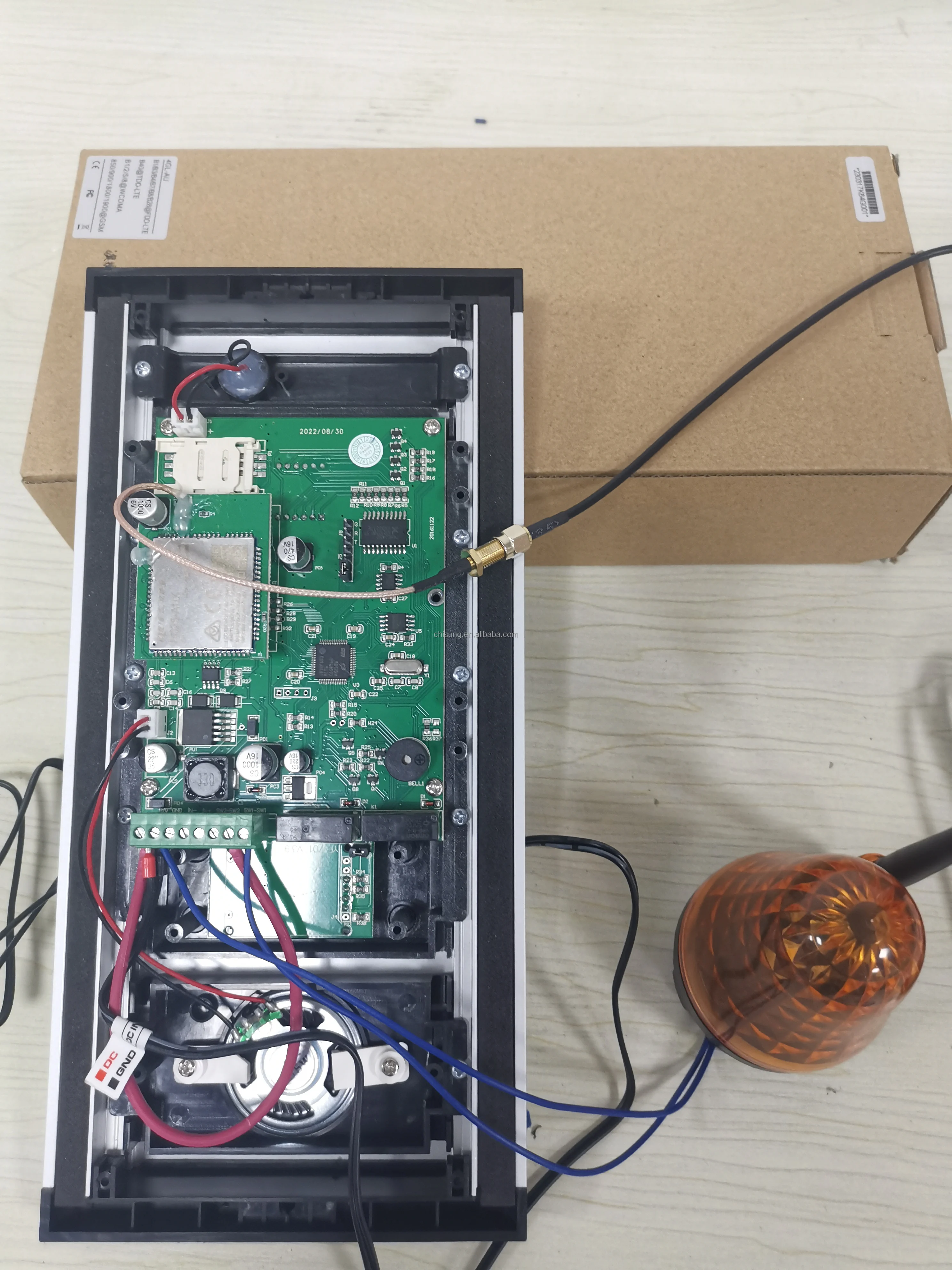 Waterproof GSM/4G RFID Card Intercom Keypad Free Call Wireless Remote Access Control 200 Users DC 12V For Villa Apartment