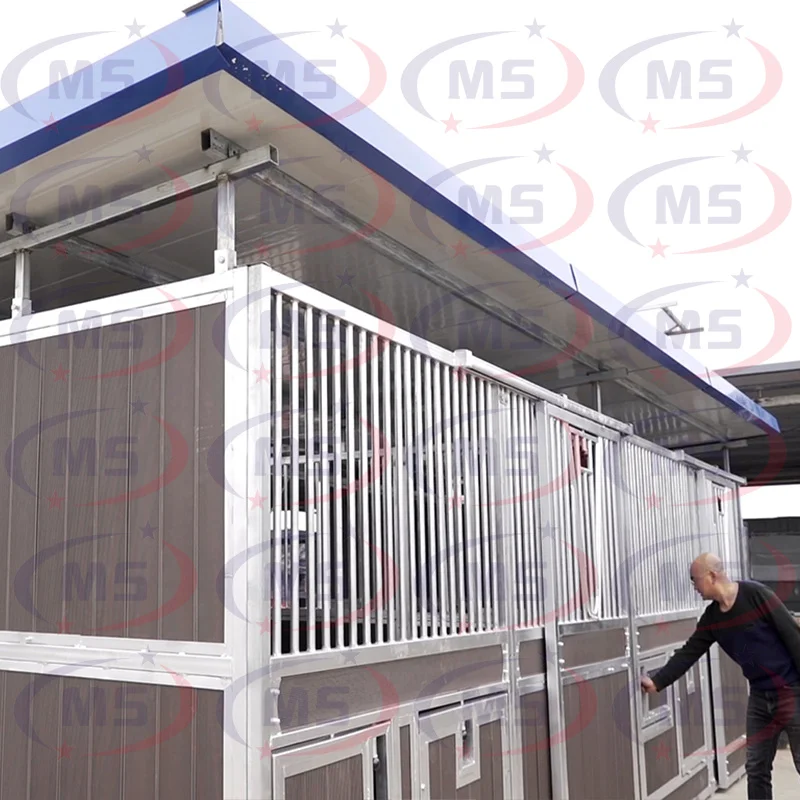 Outdoor Bamboo Horse Box with Customizable Panels