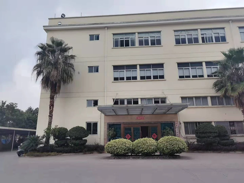 Convenient Easy Clean Up Non-stick Coating Table Grill with Two Plates Ready Flat and Takoyaki