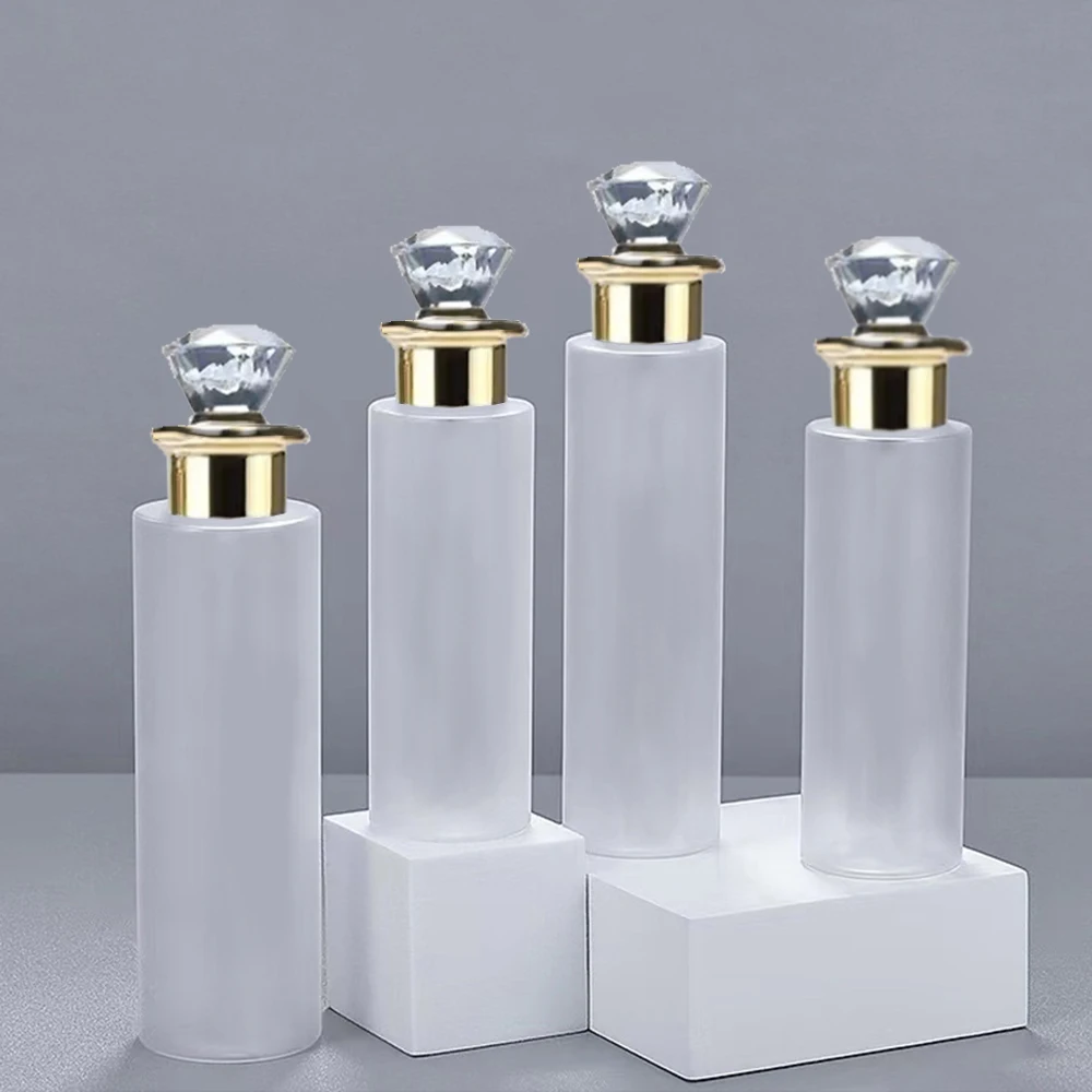 100ml 150ml 200ml 250ml bottle 300ml 400ml 500ml High-end PET white refillable makeup remover bottle Round toner plastic bottle