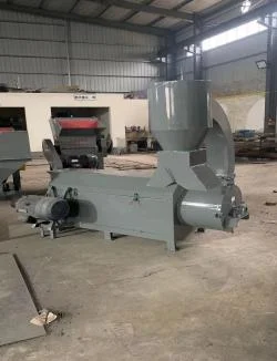 One Year Warranty 1500kg/h Waste HDPE Rigid Plastic Crushing Washing Recycling Line for PET PP PE Materials