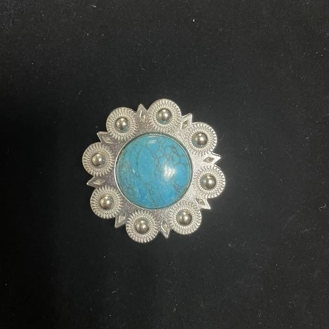 В наличии готовый к отправке бирюзовый камень conchos