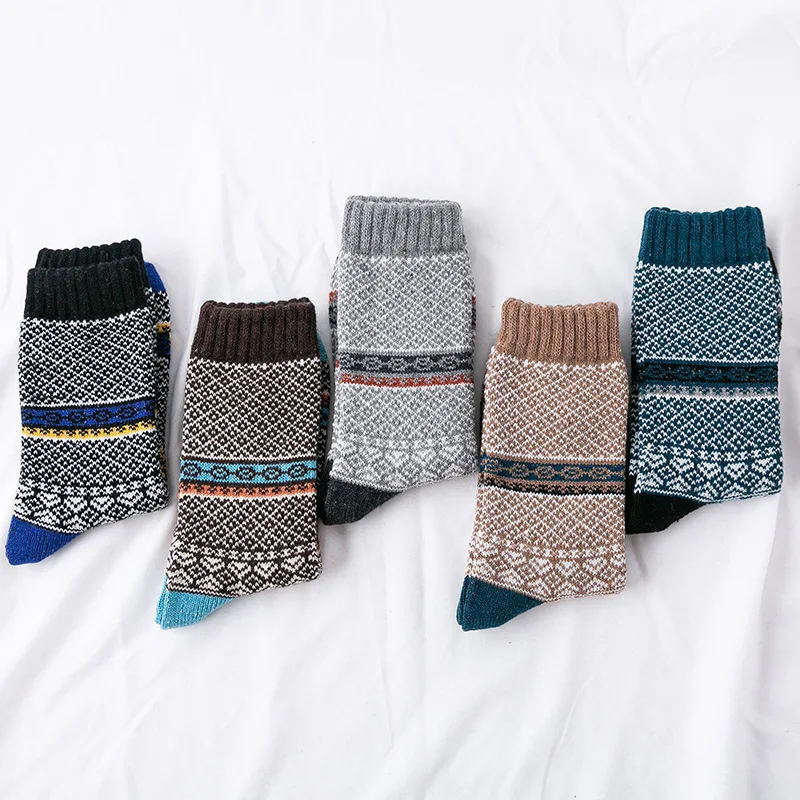 Winter Warm Thermal Thick Retro Merino Wool Socks Wholesale