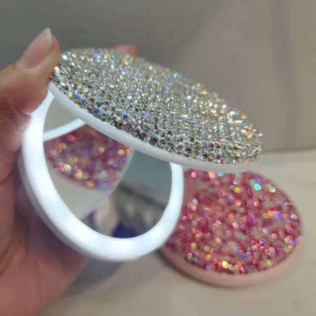bling luxury diamond round LED rechargeable cosmetic compact pocket makeup mirror