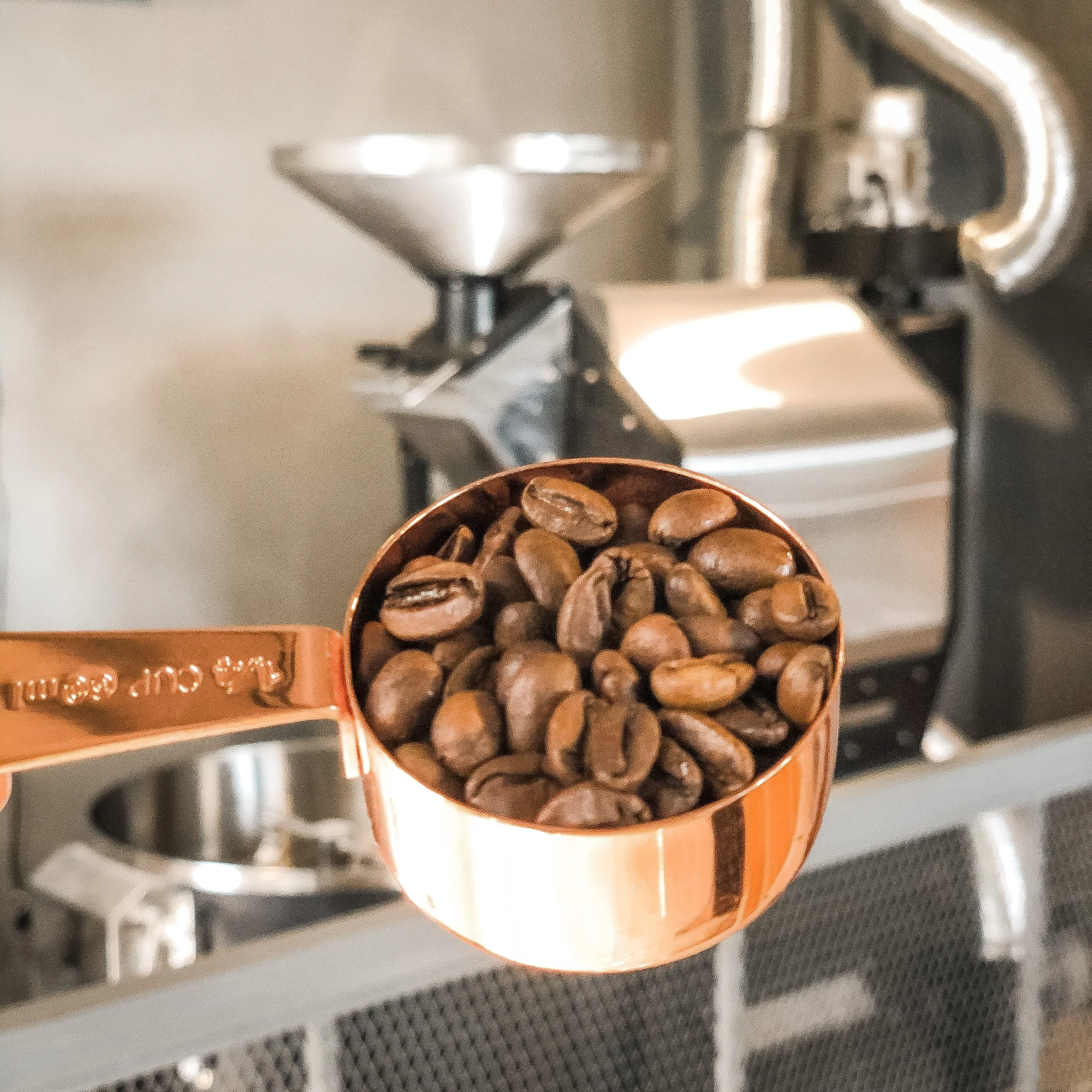Roasted Arabica Catimor Good Price Green Beans Coffee Agricultural Oem Service Vietnamese Coffee Vietnam Coffee Manufacturer