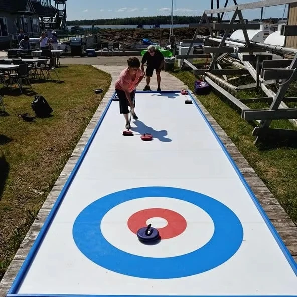Portable Synthetic Ice Curling Rink Wear-Resistant Durable Putting Green for Ice Skating and Hockey Sports