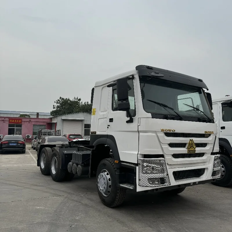 Selling HOWO tractor heads second-hand container trailer heads 6 * 4 semi-trailer trailer heads