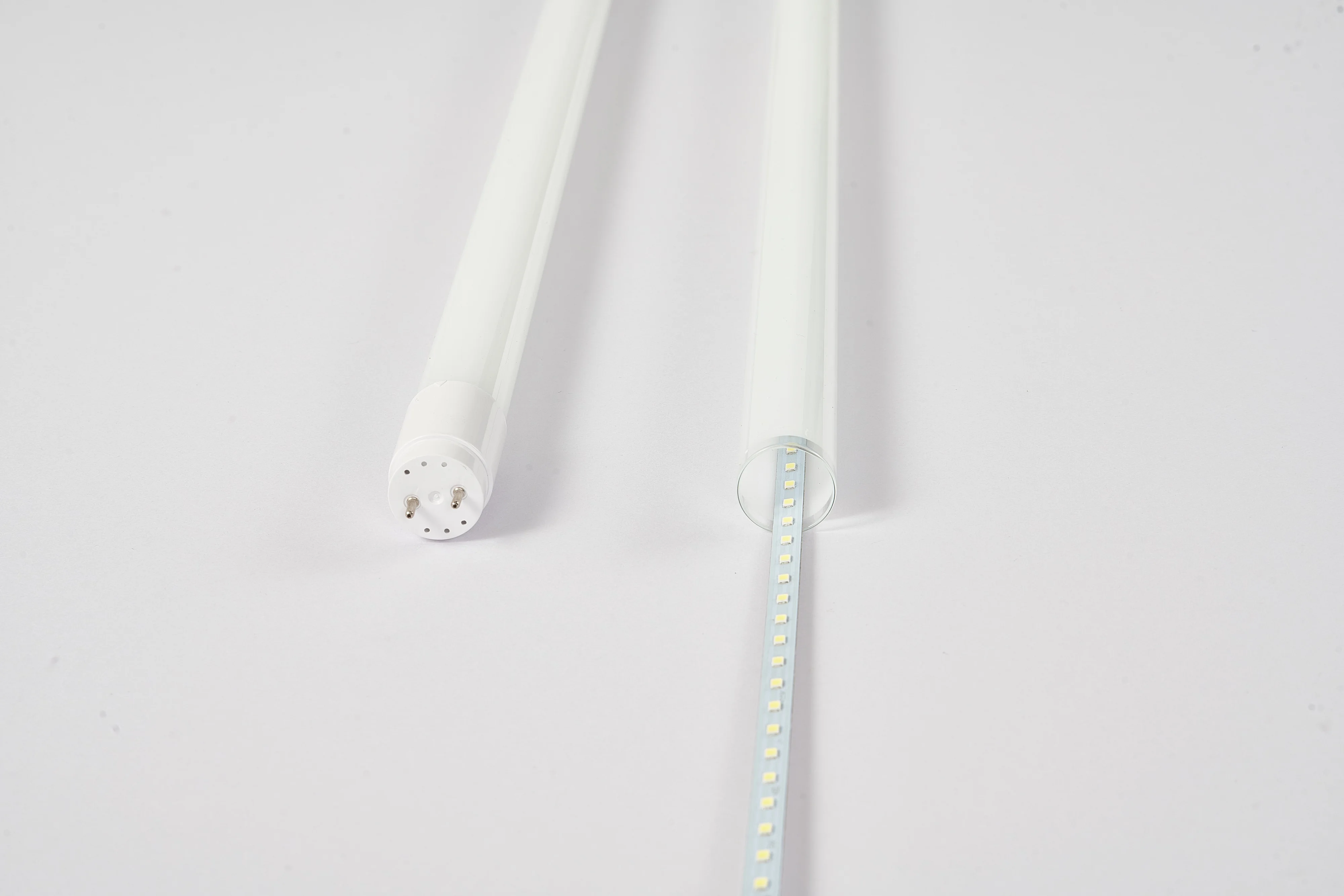 Newly designed Hot-selling Led Tubes Light 18w 30w 40w high brightness and excellent effect small loss  longer life led tubes