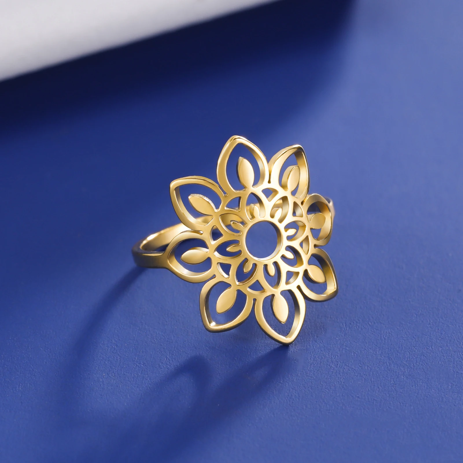 Large Filigree Lotus Flower Ring Women Stainless Steel Gold Color Aesthetic Bohemian Ring Wedding Engagement Jewelry Gift