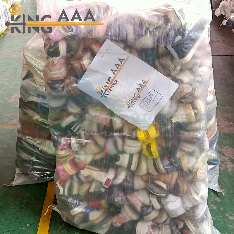 KINGAAA korea used shoes kids branded children shoes uganda second hand shoes bales in bulk for kids