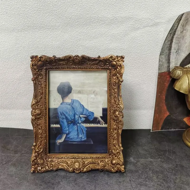 Europe and the United States retro to do old picture frame ornaments European living room famous home decoration