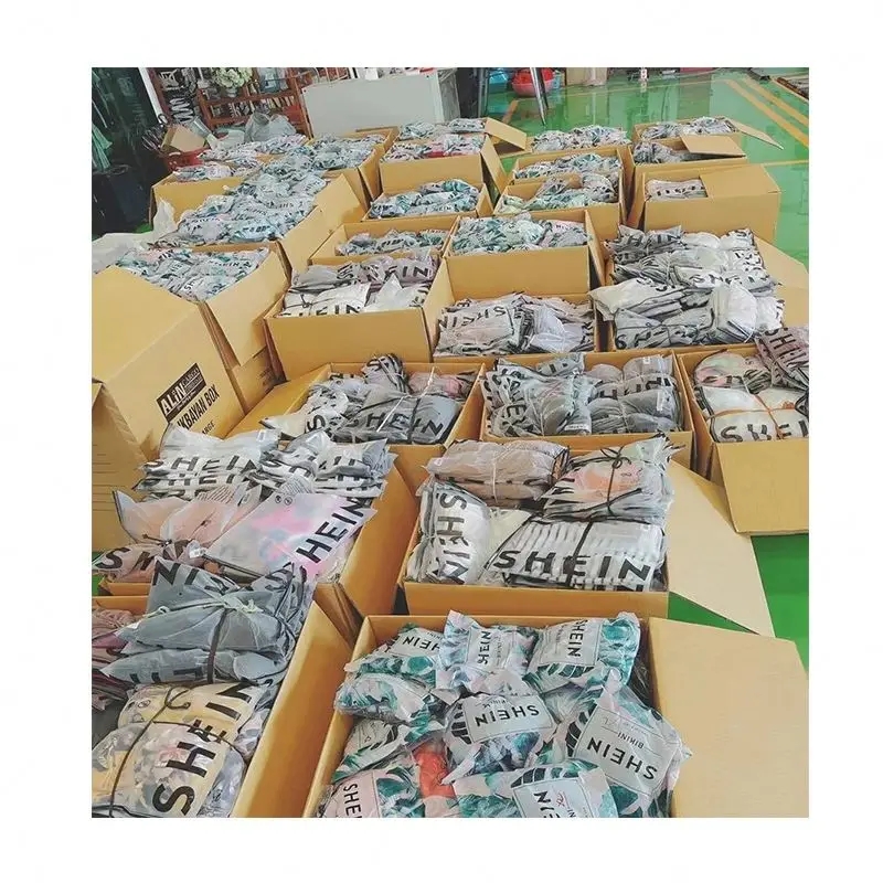 Wholesale New Sexy Crop Tops Direct Exported Branded Overrun Stock Clothes Mix Bulk Bales Warehouse Tops