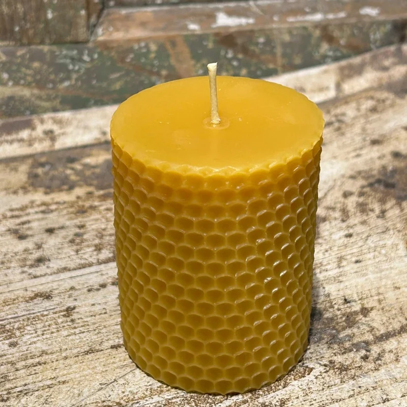 Cheap Wholesale Price Scented 100% Natural Beeswax Pure Yellow Pillar Beeswax Candles