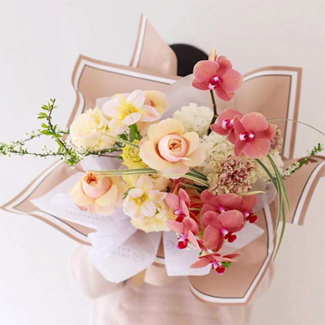 custom waterproof gift floral bouquets roll paper packing non woven korean rose flowers wrapping paper packaging
