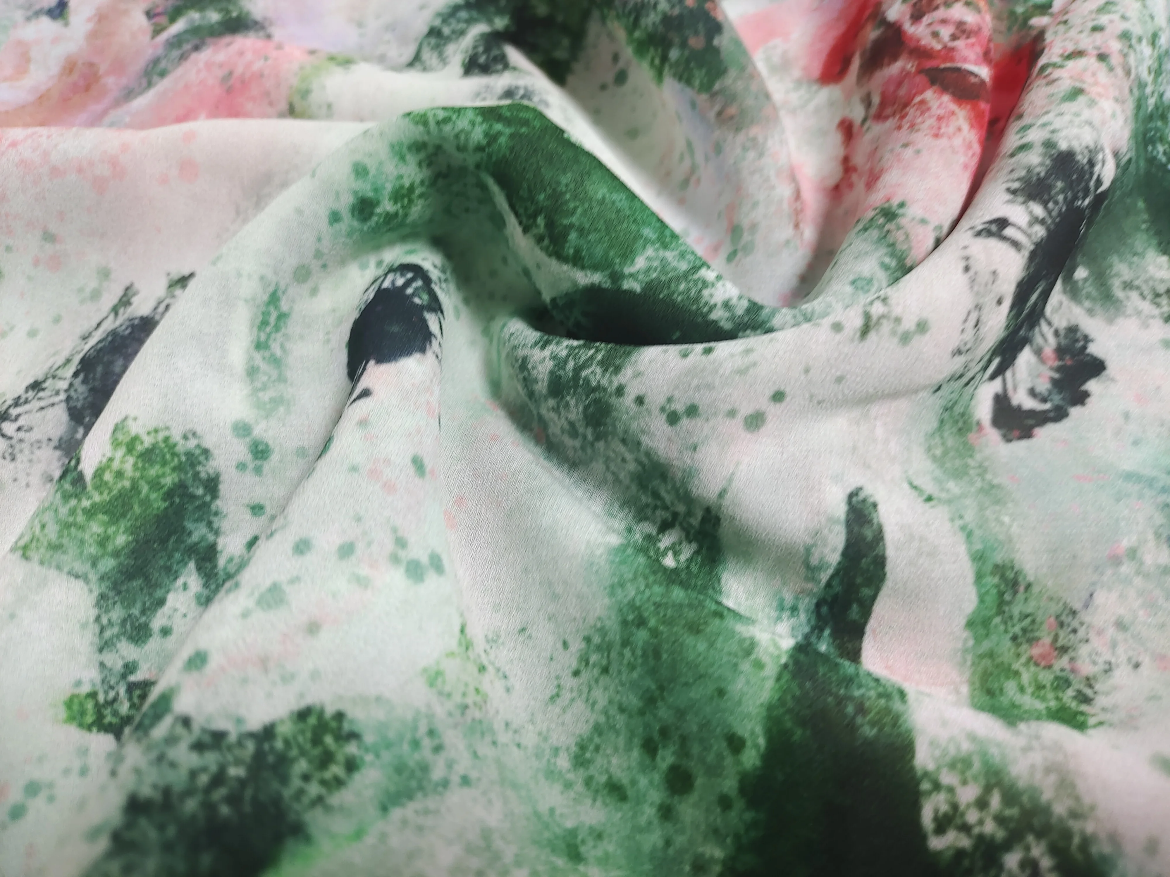 Printed 100% Polyester Silk Like Fabric 75D*75D Chiffon Fabric For Woman Dress